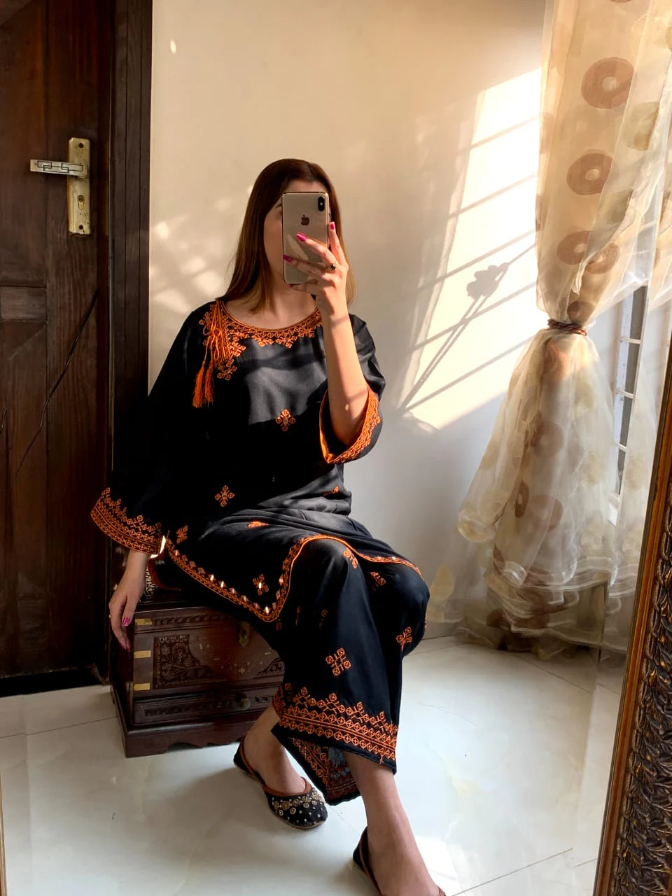 Biya mirror worked embroidery 2pcs - Image 3