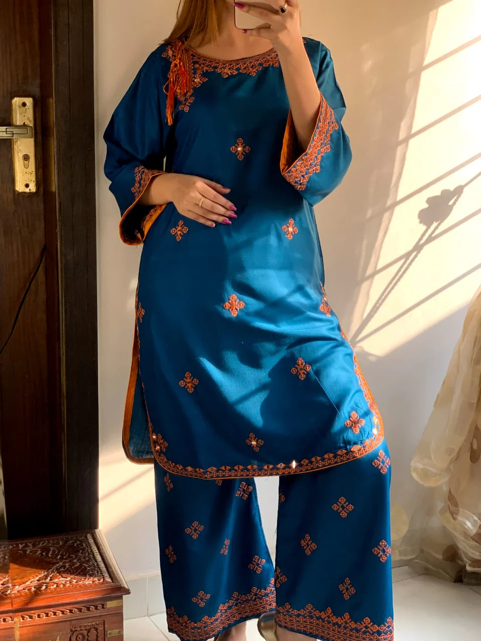 Biya mirror worked embroidery 2pcs - Image 6