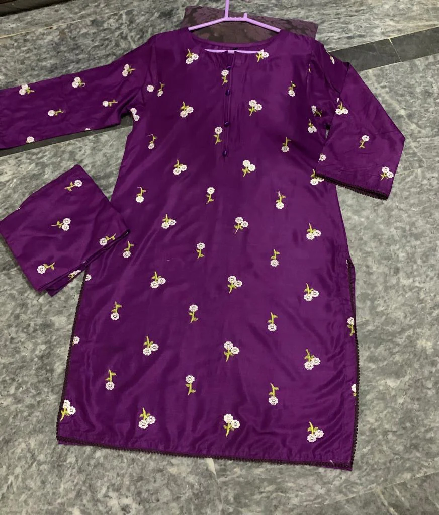 Floral embroidered 2pc - Image 4