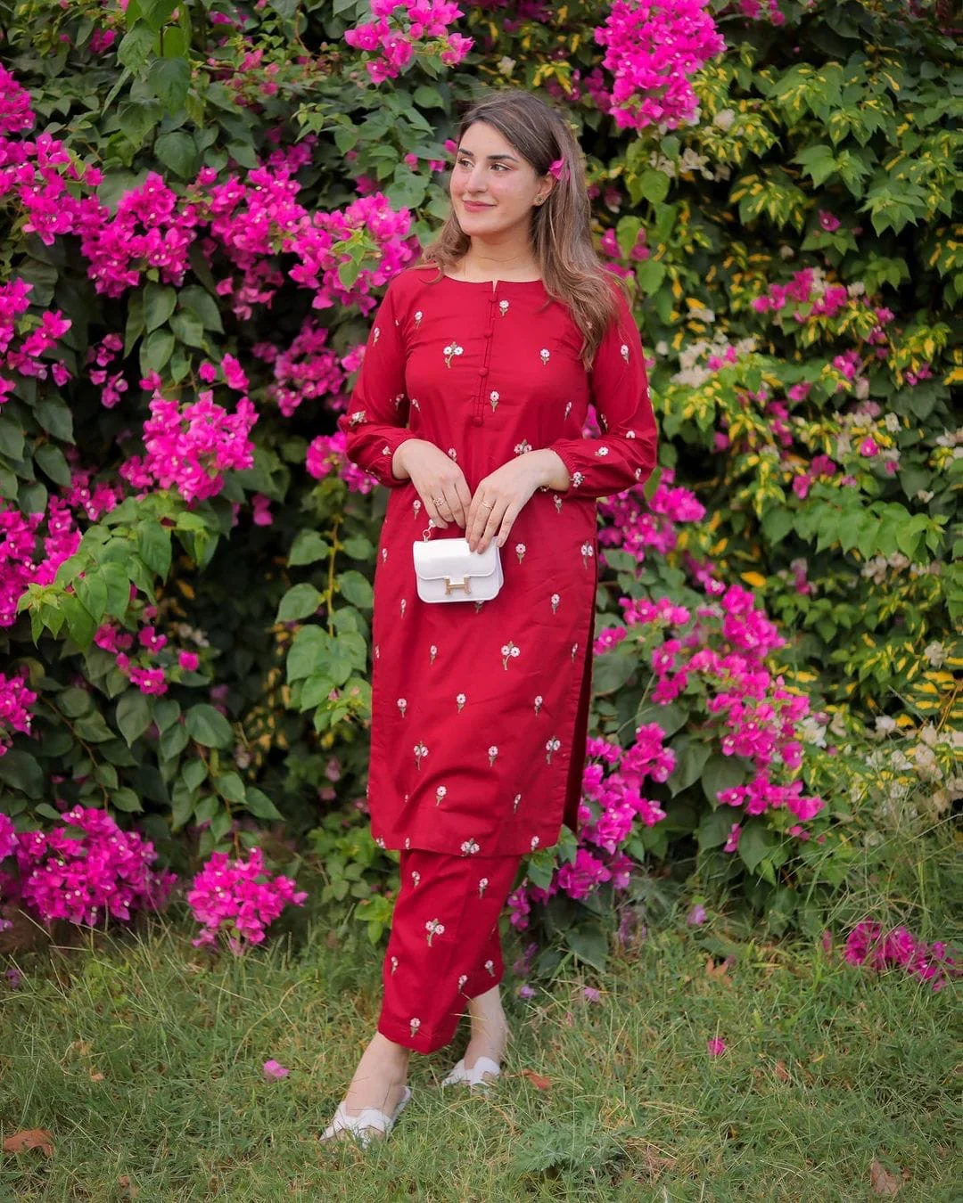 Floral embroidered 2pc - Image 6
