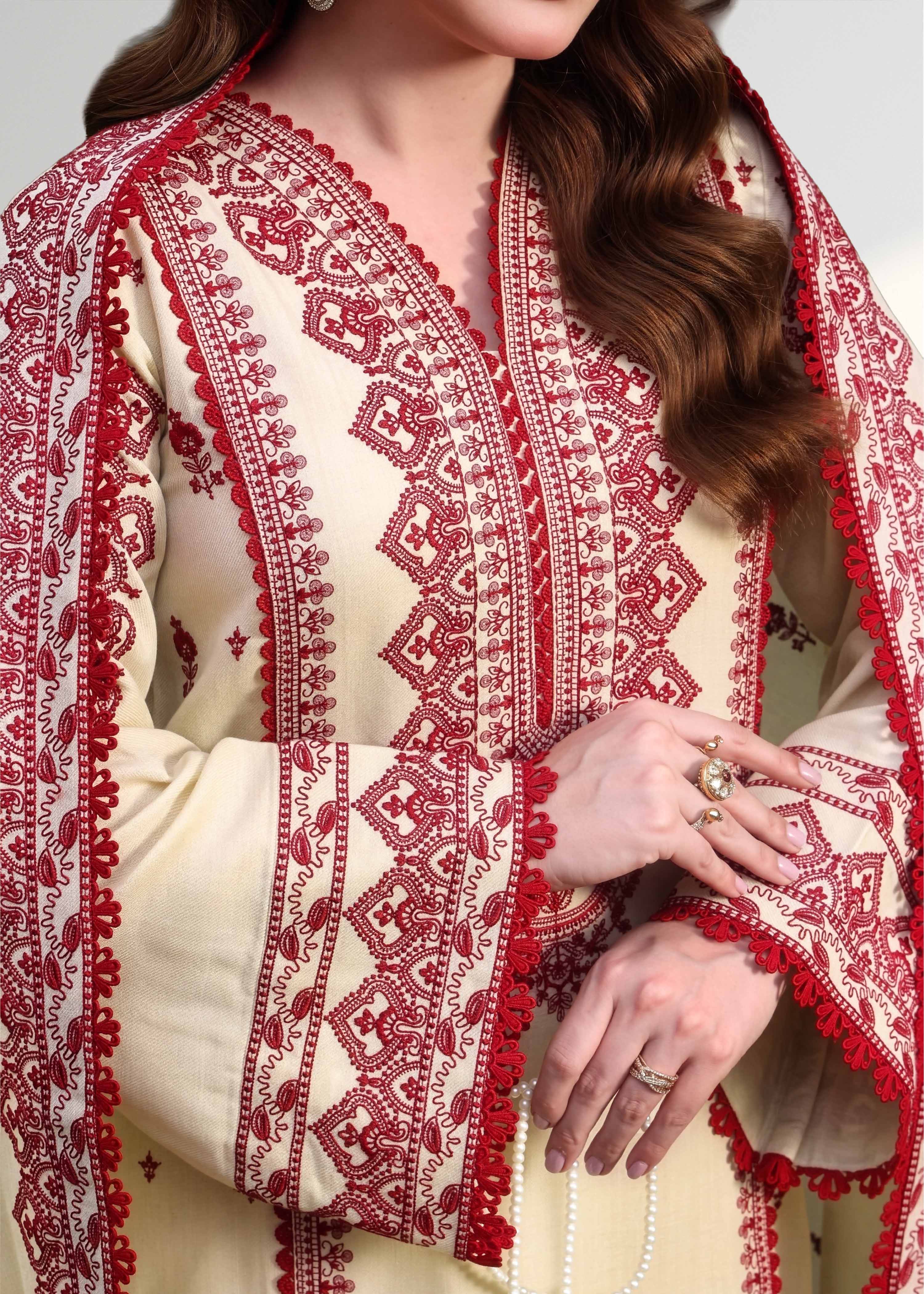 Sairah Embroidered 3pc - Image 3