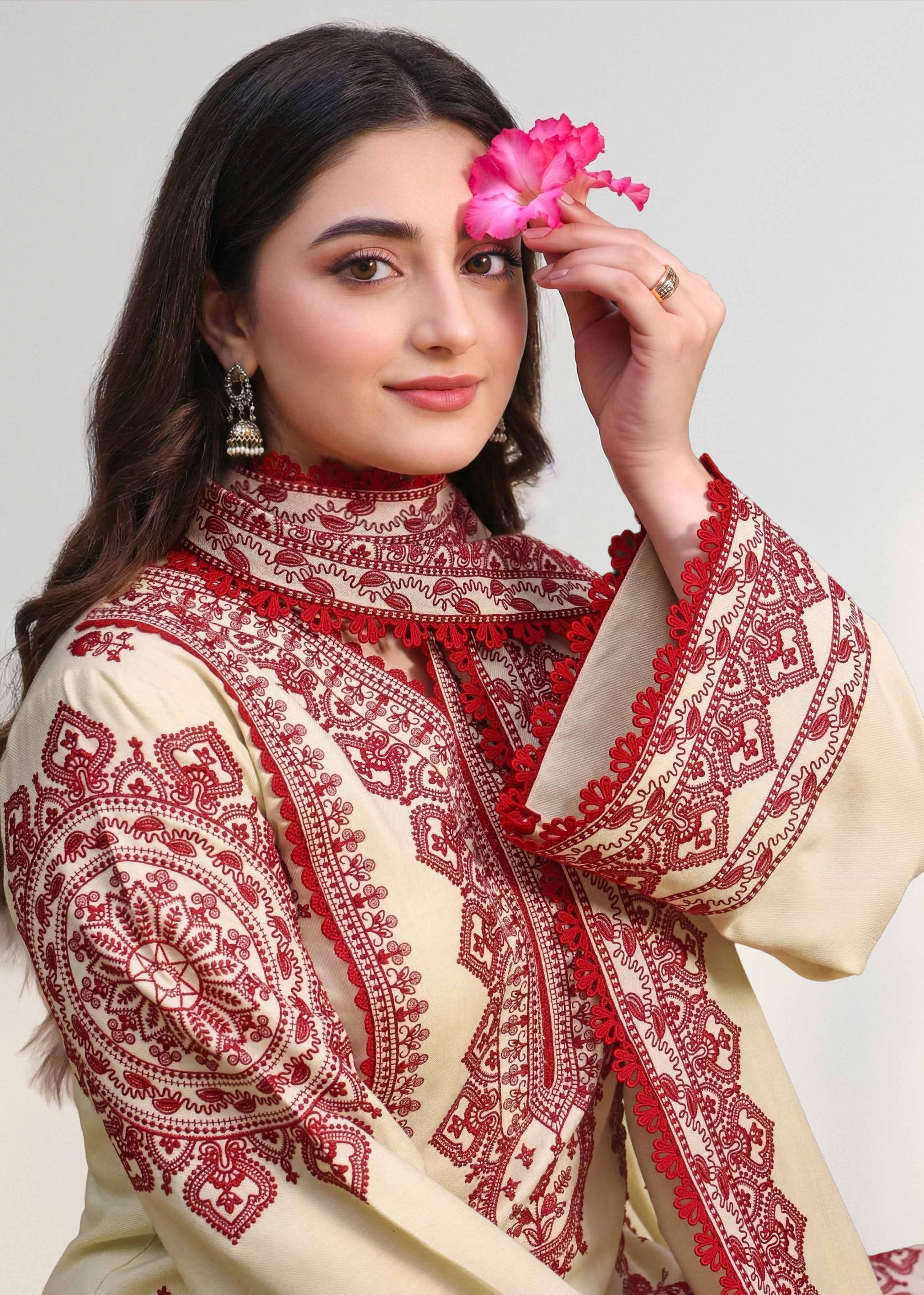 Sairah Embroidered 3pc - Image 4